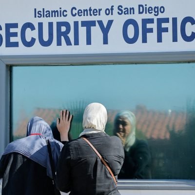 ‘Heroic’ security guard killed in mosque shooting ‘undoubtedly saved lives’